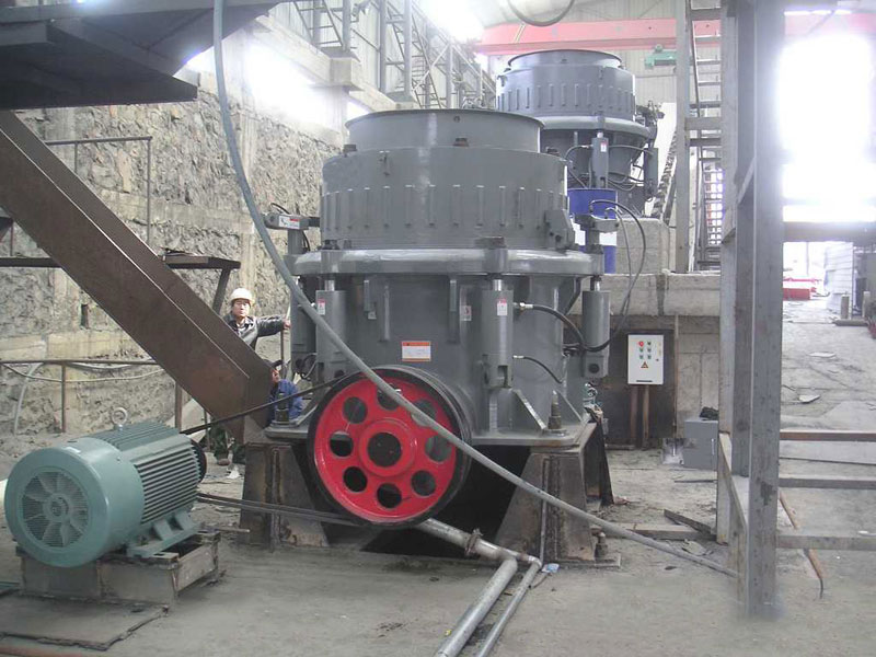Multi-Cylinder-Hydraulic-Cone-Crusher-Case-03