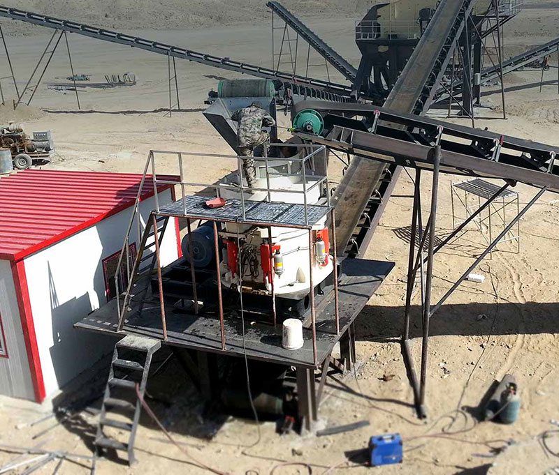 Multi-Cylinder-Hydraulic-Cone-Crusher-Case-11
